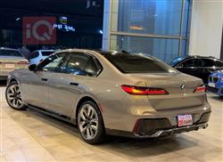 بي ام دبليو الفئة 7